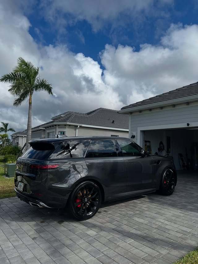 2024 Range Rover after a 1-step paint correction to refine gloss and remove light imperfections